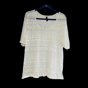 Lane Bryant White Sheer Burnout T-Shirt. SZ: 18/20